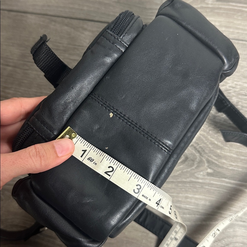 Leather Crossbody Camera Bag - Picture 8 of 8
